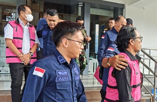 zairin-zain-dan-kadispora-agus-hk-ditahan-terkait-korupsi-dbon-kaltim-68cbe1a2939812